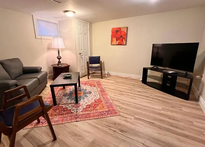 Affordable Downtown Private Rooms