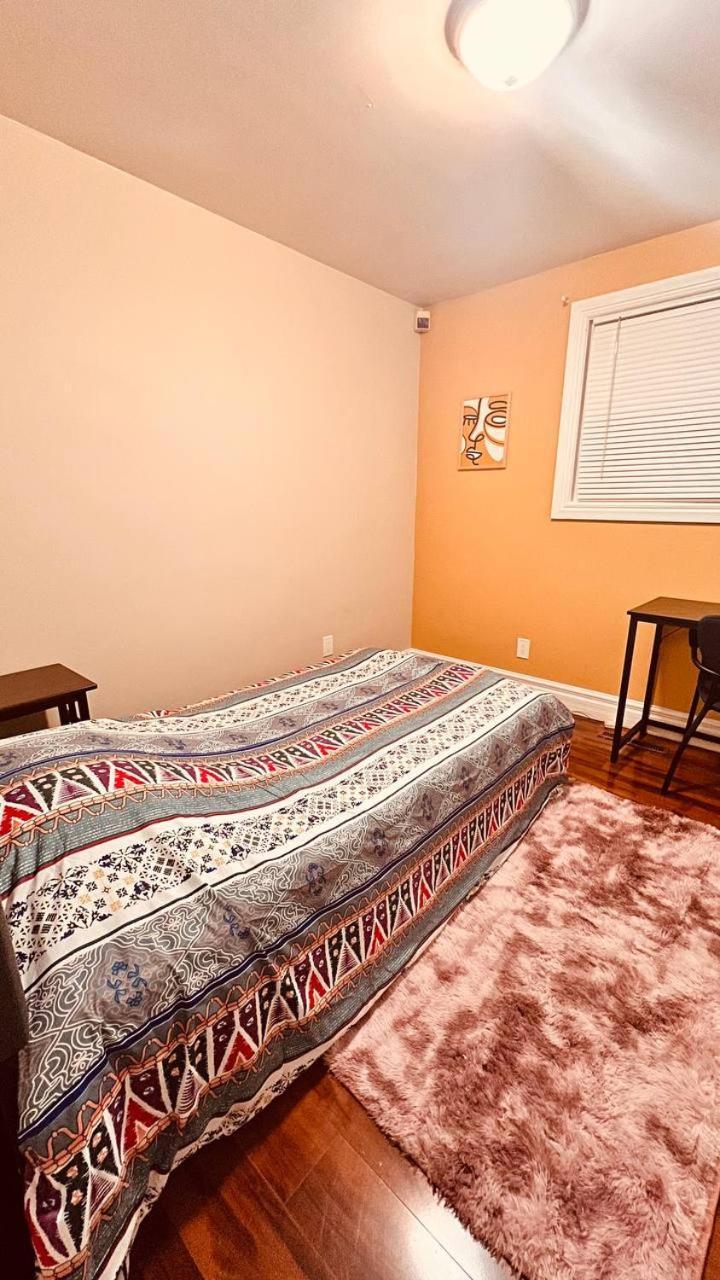Affordable Downtown Private * Windsor